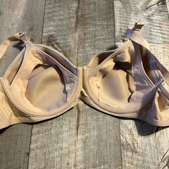 LEADING‎  LADY nursing Bra- size 36DD - Picture 5 of 11